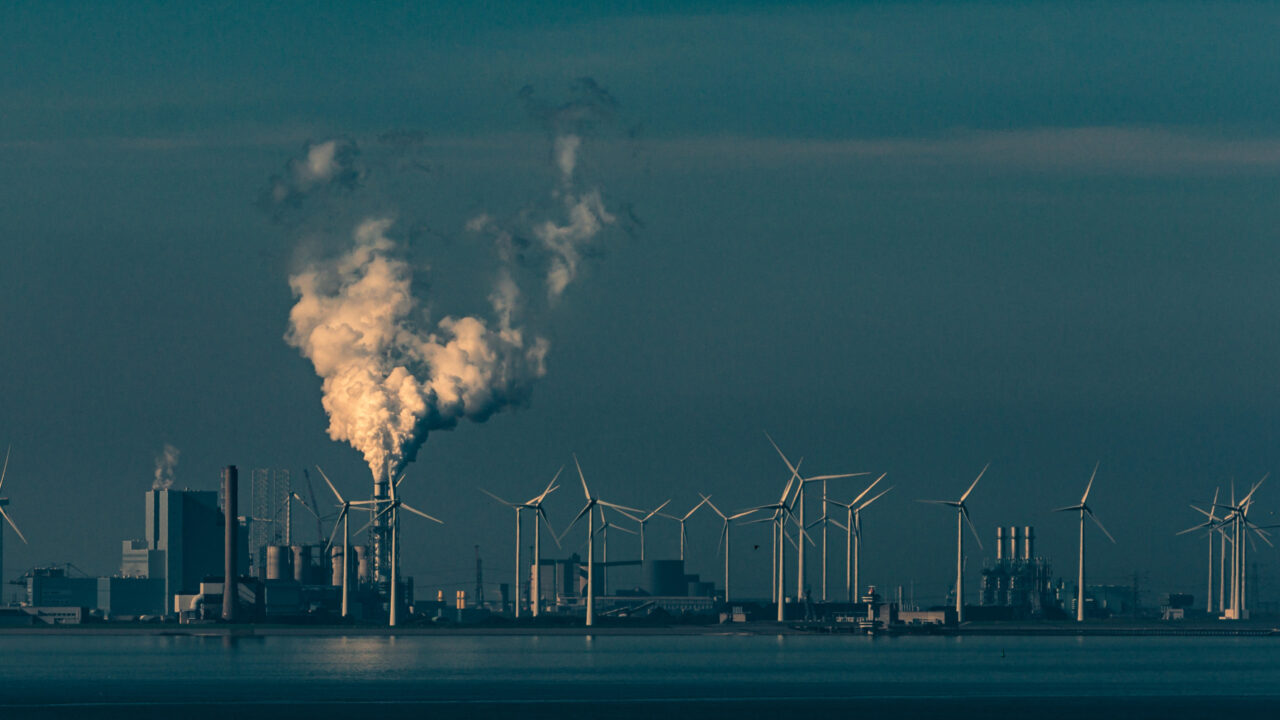 October 8, 2021, Groningen, Netherlands: A number of power plants operate at the mouth of the river Ems. Electrabel and NUON operate a gas-fired power plant, RWE Innogy operates a wind farm and RWE is operating a coal-fired plant at the Energy Park Eemshaven. (Credit Image: © Matthias Oesterle/ZUMA Press Wire