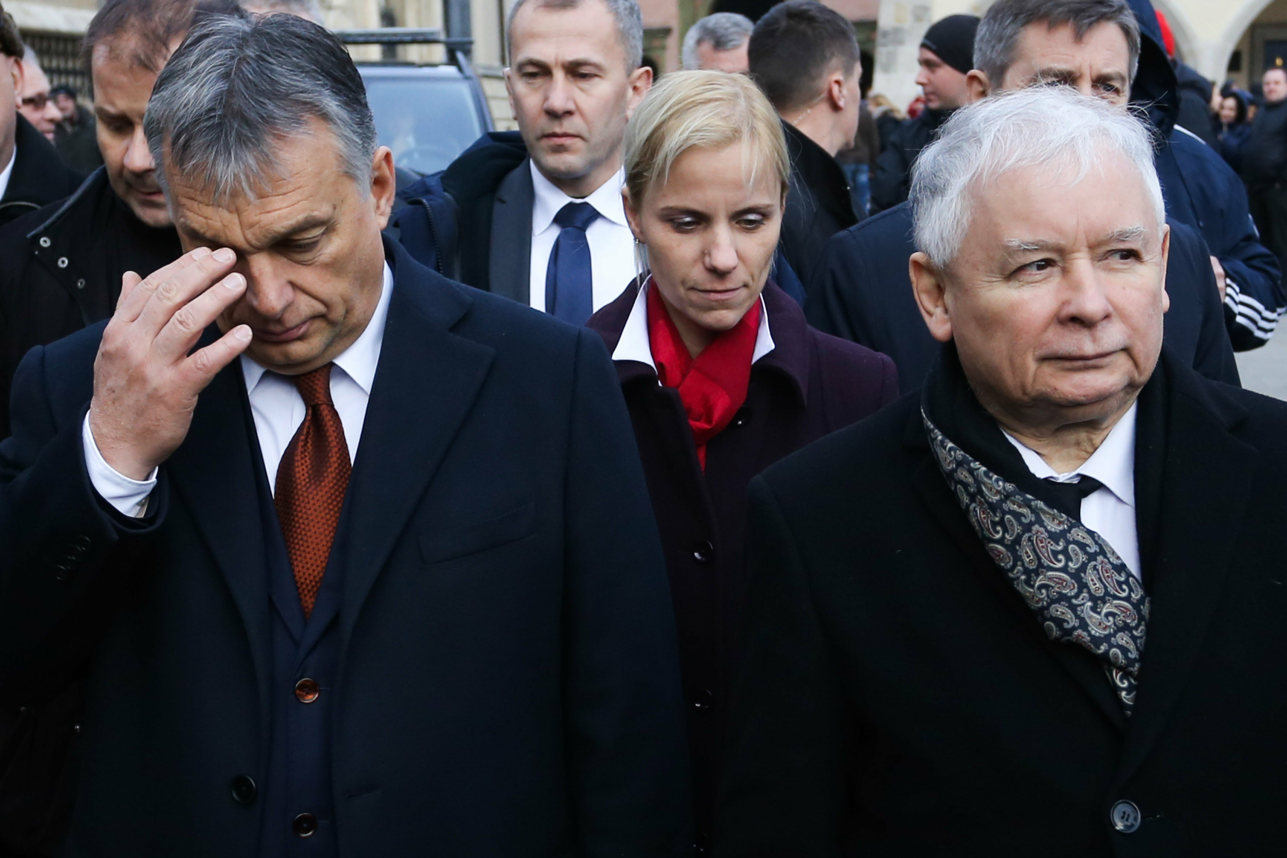 Polish PM meets with French far-right leader Le Pen to discuss