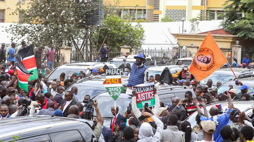 August 22, 2022, Nairobi, Kenya: Azimio la Umoja presidential candidate Raila Odinga surrounded by his supporters clenches his fist as a sign of freedom after filing the election petition challenging the presidential results of the just concluded general elections held on 9 August 2022 in Kenya. Raila Odinga, presidential candidate of the Azimio La Umoja One Kenya coalition has filed a petition at the Supreme Court registry to challenge Kenya’s presidential election results. William Ruto of the United Democratic Alliance (UDA) who was declared president-elect by the Independent Electoral and Boundaries Commission (IEBC) Chairman Wafula Chebukati on 14th August 2022. (Credit Image: © Boniface Muthoni/SOPA Images via ZUMA Press Wire