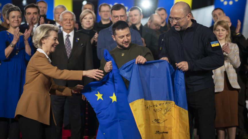 Resist and reform: Ukraine’s democracy after a 12 months of battle