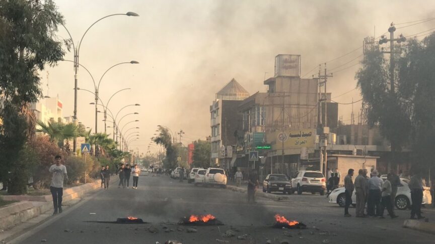 KIRKUK, IRAQ – SEPTEMBER 02: Supporters of KDP held a protest to demand re-opening of Kirkuk-Erbil highway in Kirkuk, Iraq on September 2, 2023. Protesters burned tires and blocked roads. Ali Makram Ghareeb / Anadolu Agency