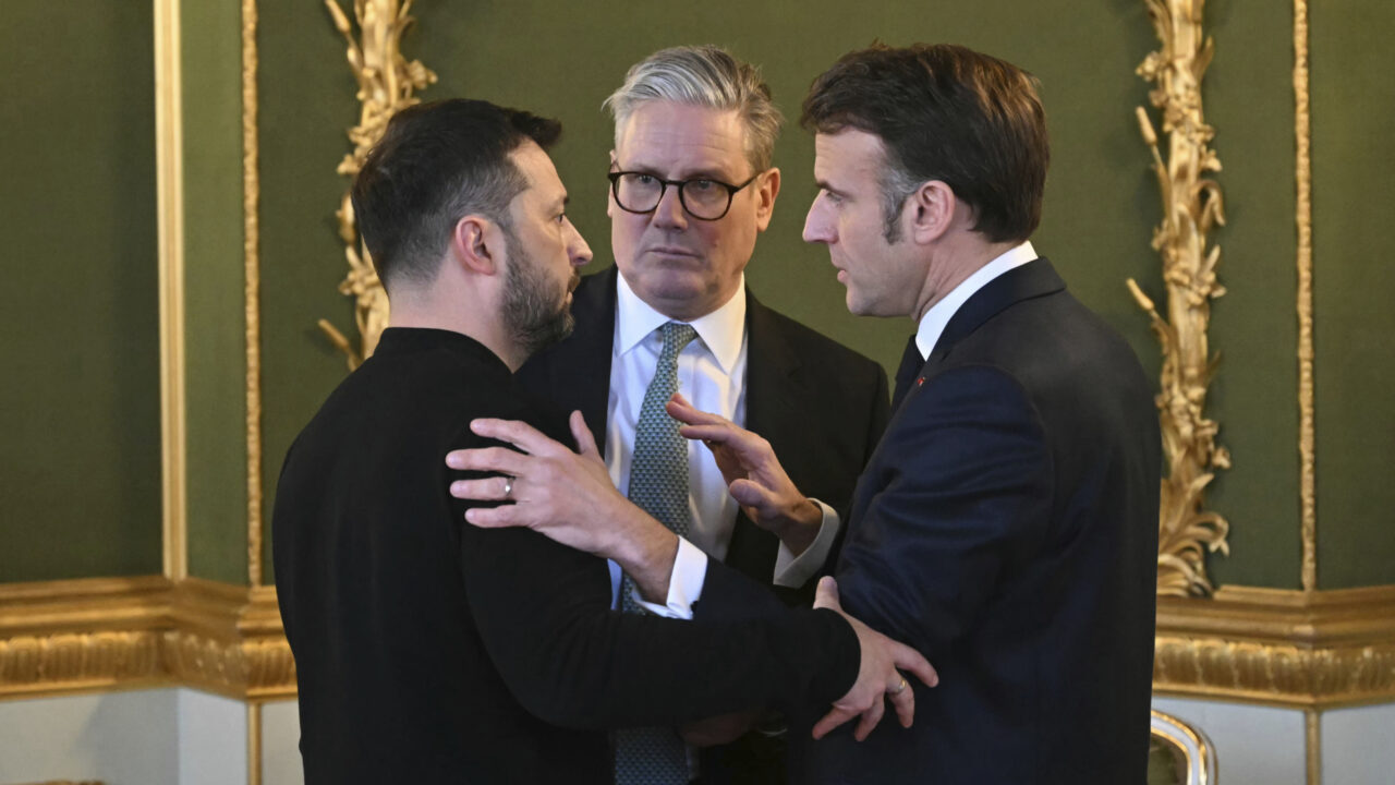 Britain’s Prime Minister Keir Starmer, center, Ukraine’s President Volodymyr Zelenskyy, left, and France’s President Emmanuel Macron meet during the European leaders’ summit to discuss Ukraine, hosted by Britain’s Prime Minister Keir Starmer, at Lancaster House, London, Sunday March 2, 2025. (Justin Tallis/Pool via AP)