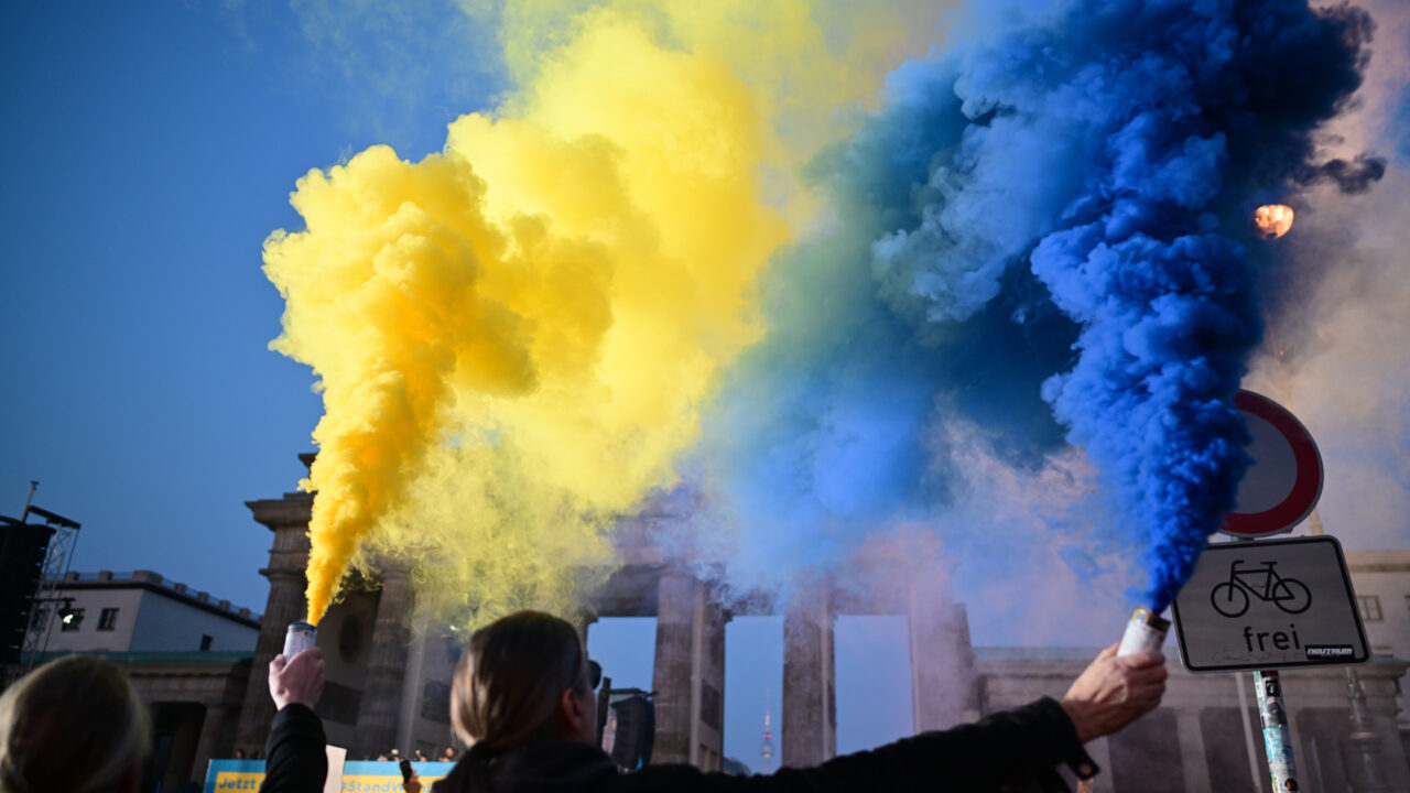 «stand with ukraine» demonstration berlin