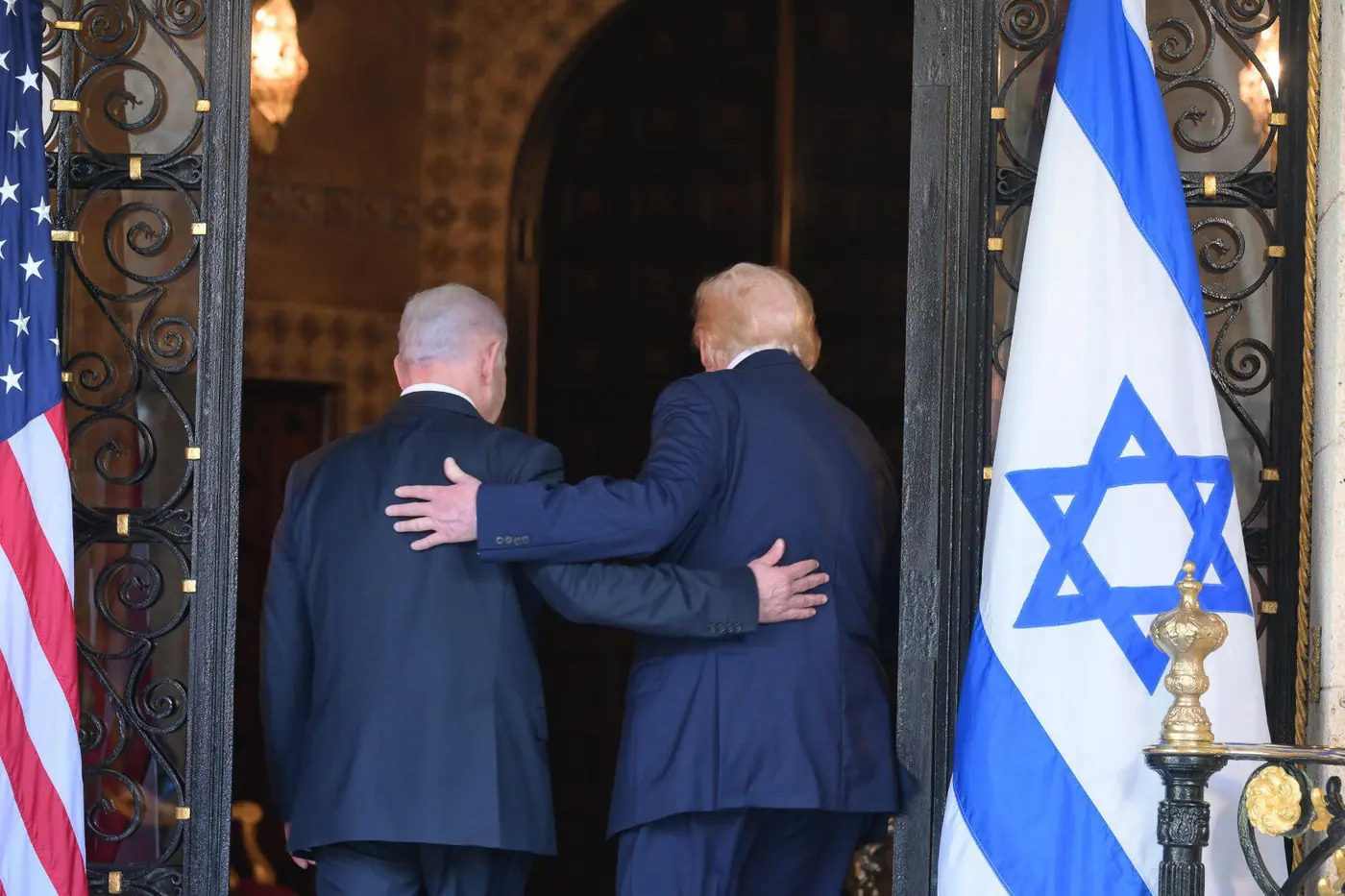 US president Donald Trump welcomes Israeli prime minister Binyamin Netanyahu to Mar-a-Lago, Florida. December 29th 2025